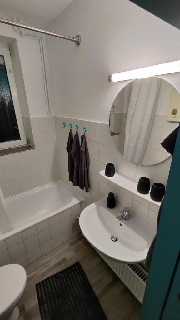 Ferienwohnung-Monteurwohnung Berta, 3 Personen In Kleve, Zentrale Lage Kleve  Eksteriør billede